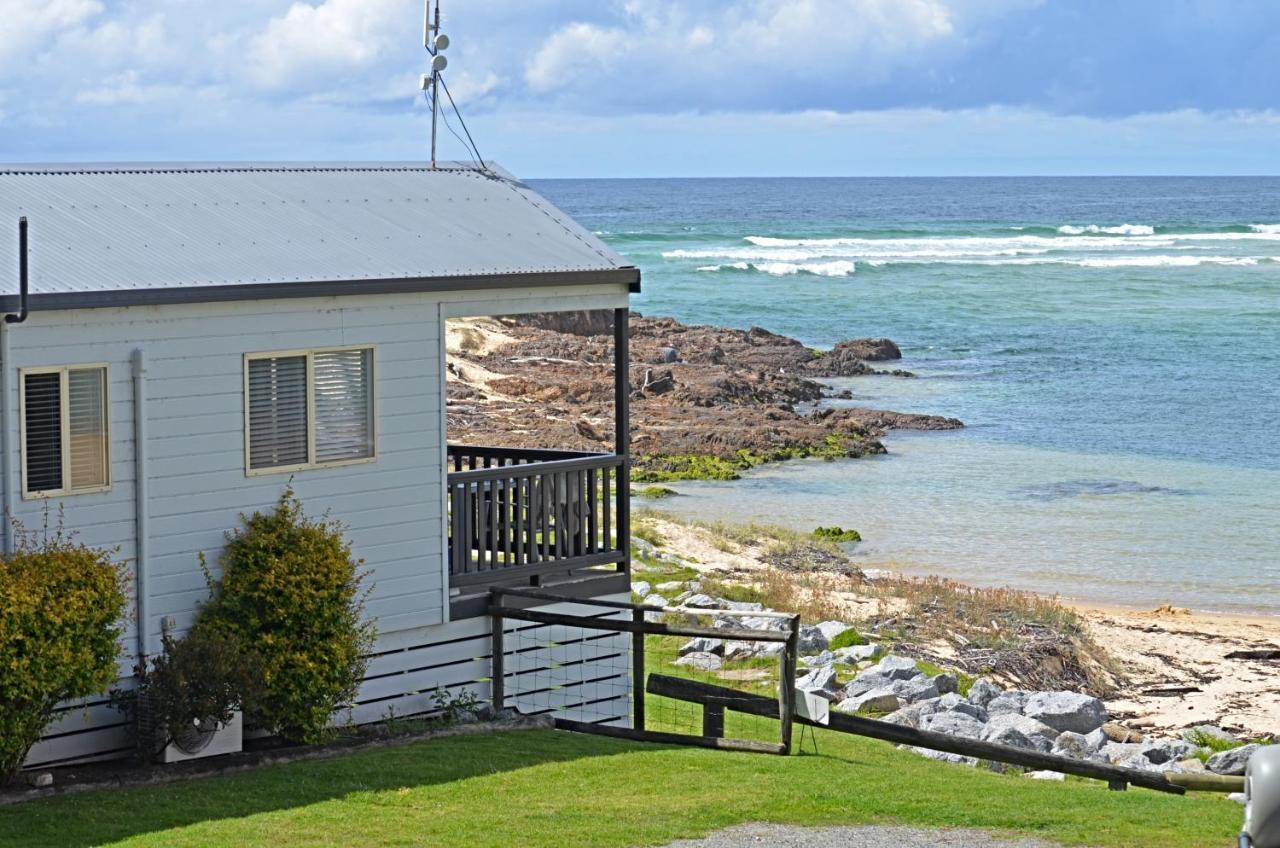 Tuross Beach Cabins & Campsites Tuross Heads Extérieur photo